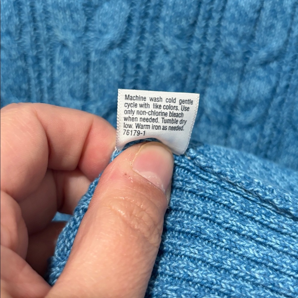 ST. JOHN’S BAY Blue Cable-Knit V-Neck Plus Size Sweater - Picture 6 of 8